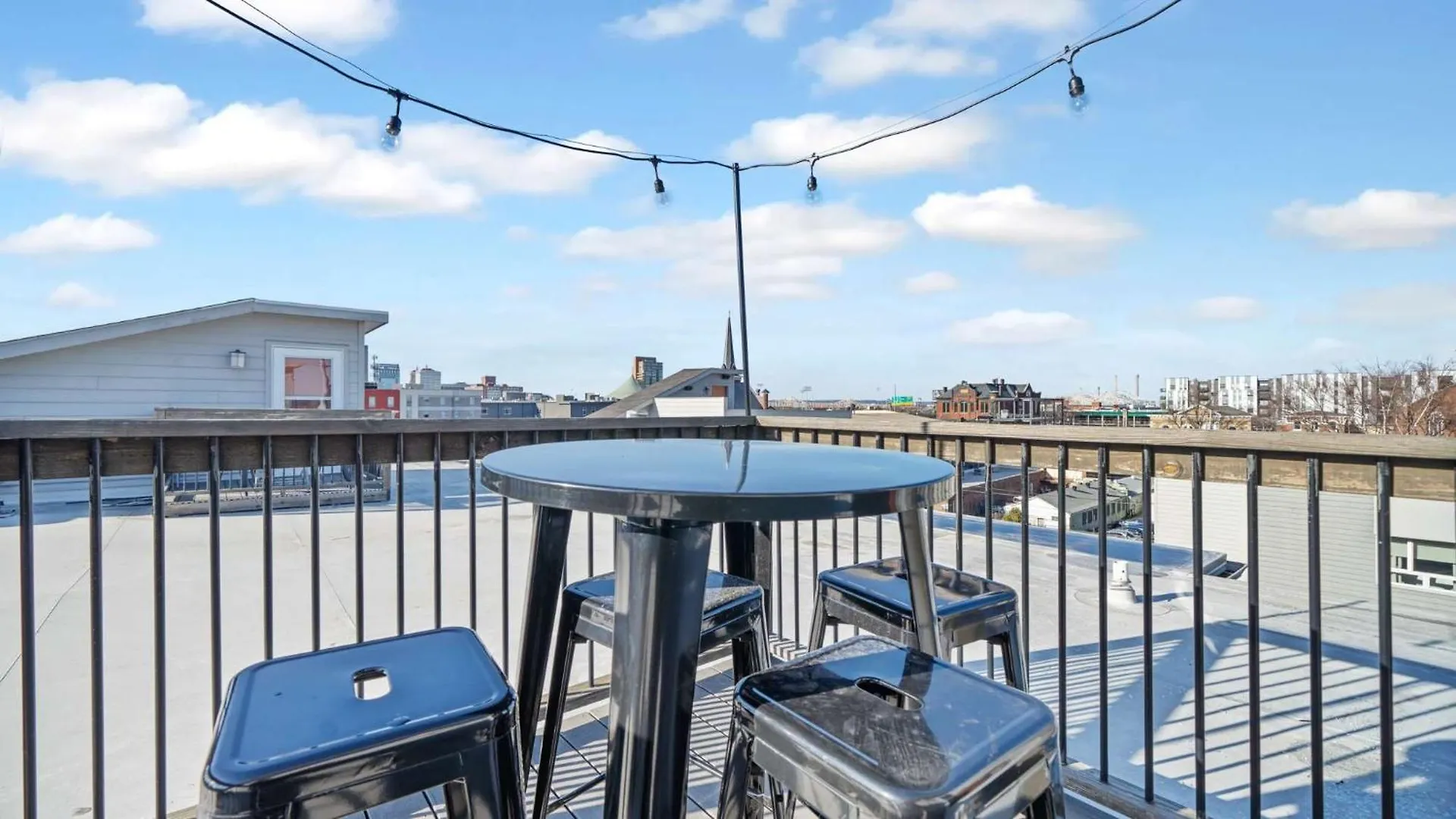 Appartement Chic Modern Condo In The Vibrant Nulu District Louisville Verenigde Staten
